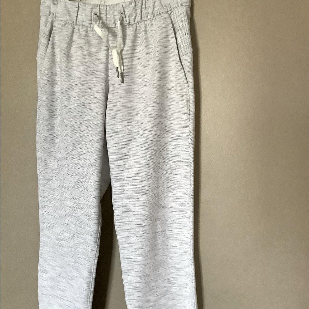 Lululemon pant” on the fly”